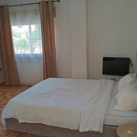 Rooms 10 Mins Walk From Train Station! Agualva-Cacem Екстер'єр фото